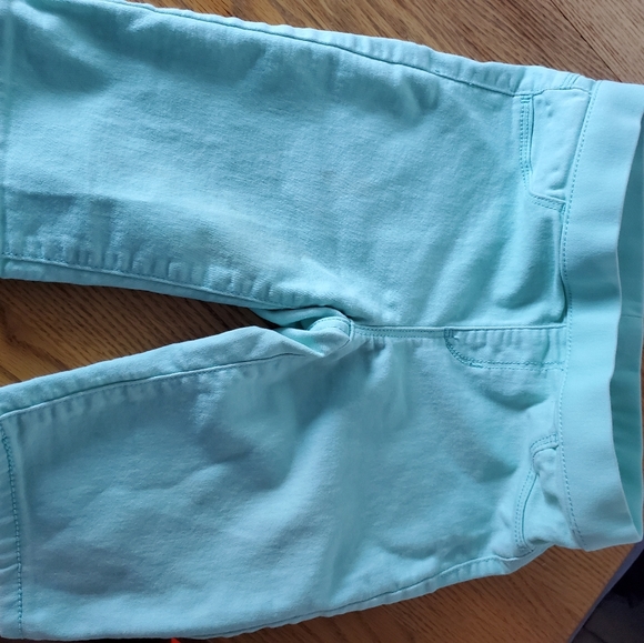 Girls shorts - Picture 2 of 3